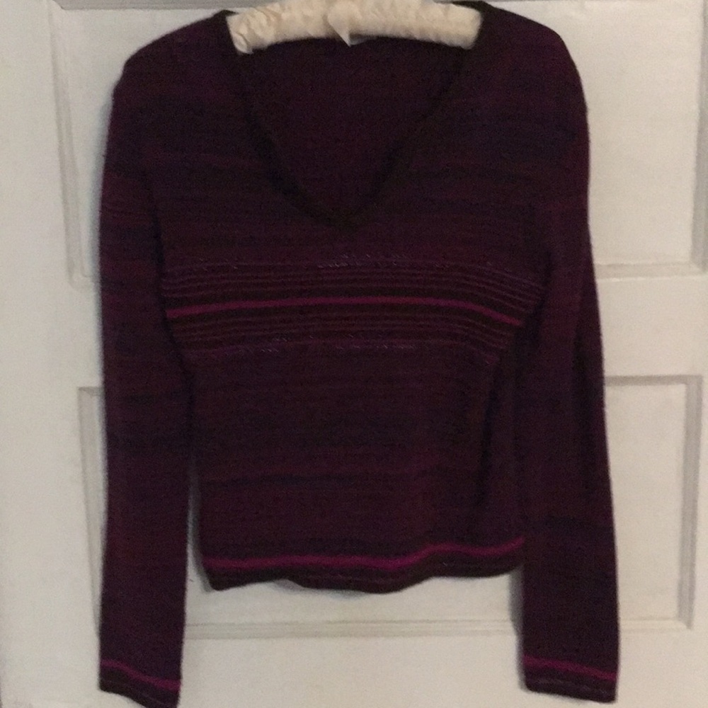Sweater brown purple and pink.